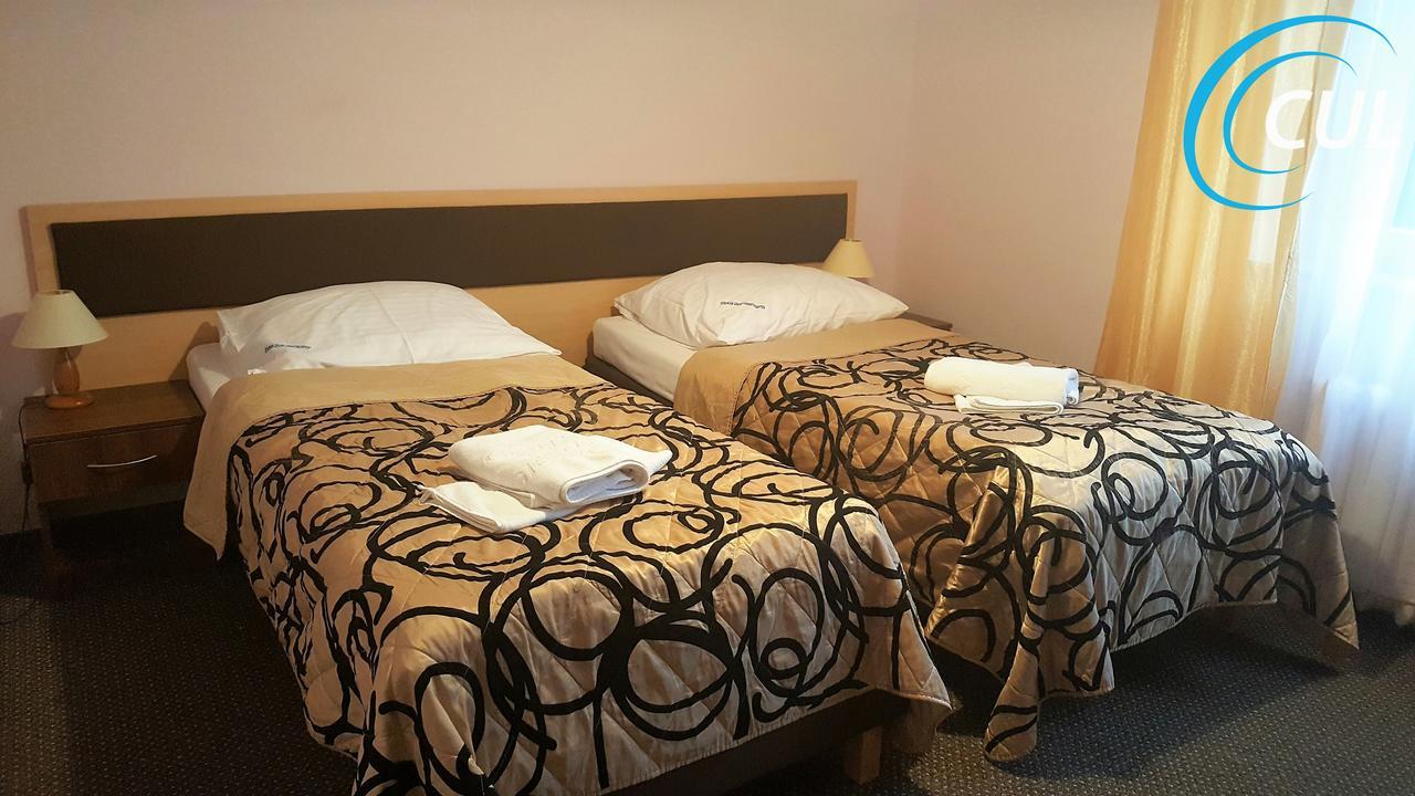 Osrodek Wypoczynkowy Olimp Hotel ชกลาร์สกา ปอเรมบา ภายนอก รูปภาพ