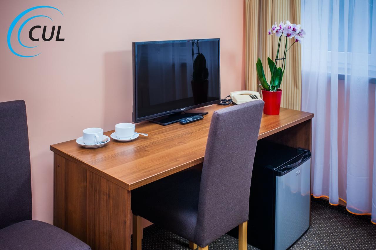 Osrodek Wypoczynkowy Olimp Hotel ชกลาร์สกา ปอเรมบา ภายนอก รูปภาพ