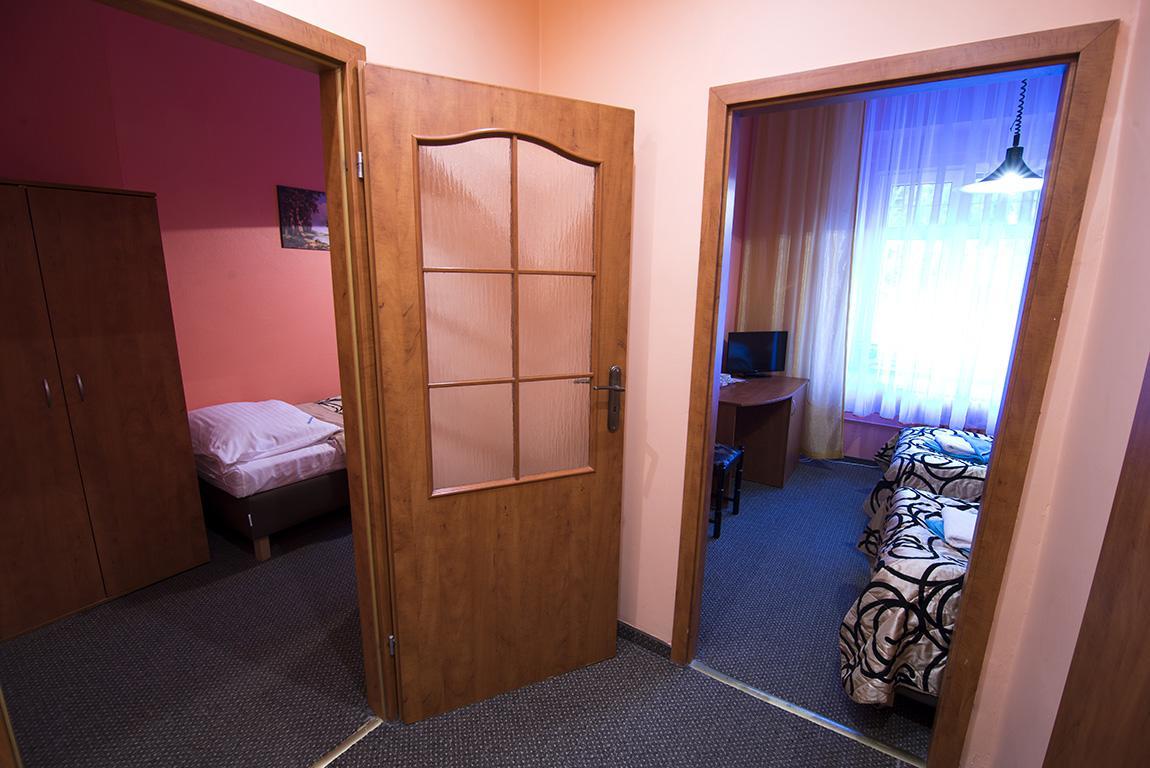 Osrodek Wypoczynkowy Olimp Hotel ชกลาร์สกา ปอเรมบา ภายนอก รูปภาพ