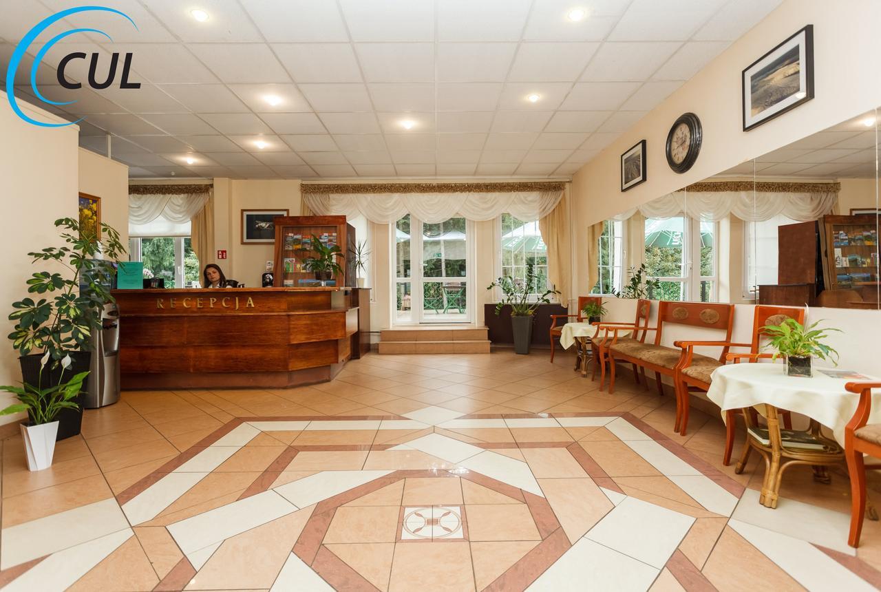Osrodek Wypoczynkowy Olimp Hotel ชกลาร์สกา ปอเรมบา ภายนอก รูปภาพ